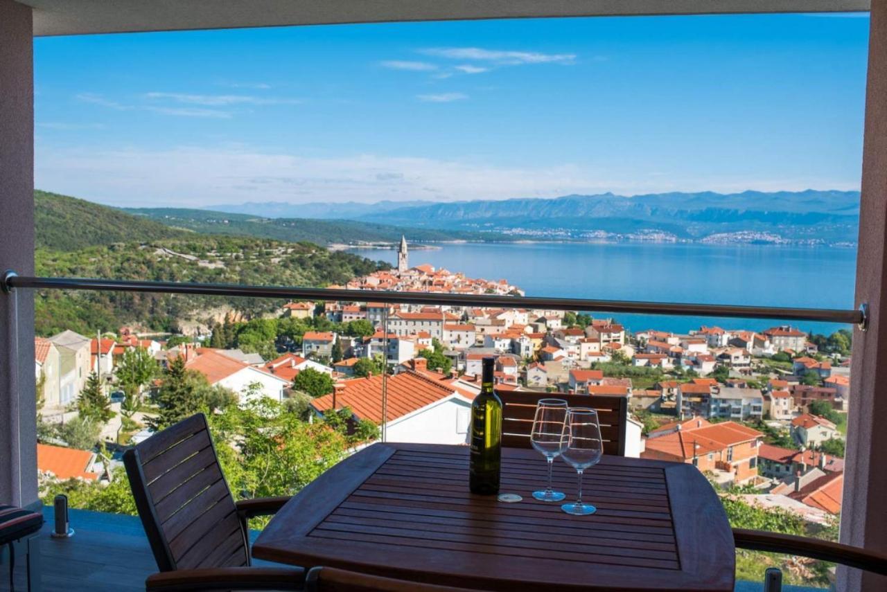 Apartman Zoe Vrbnik Zewnętrze zdjęcie