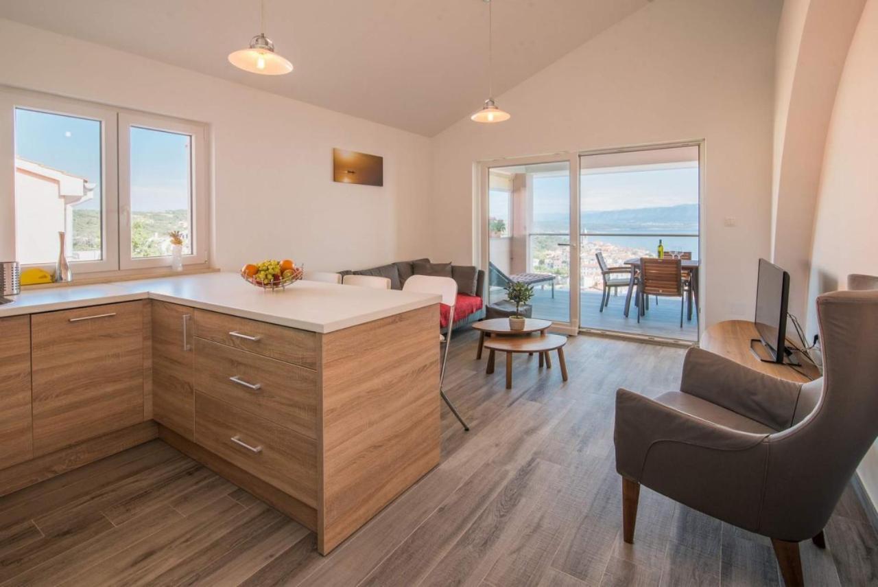 Apartman Zoe Vrbnik Zewnętrze zdjęcie