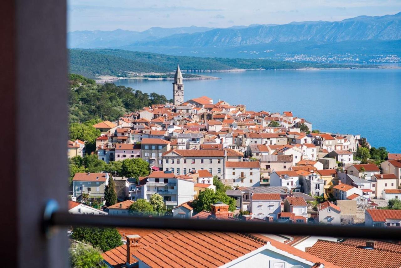 Apartman Zoe Vrbnik Zewnętrze zdjęcie